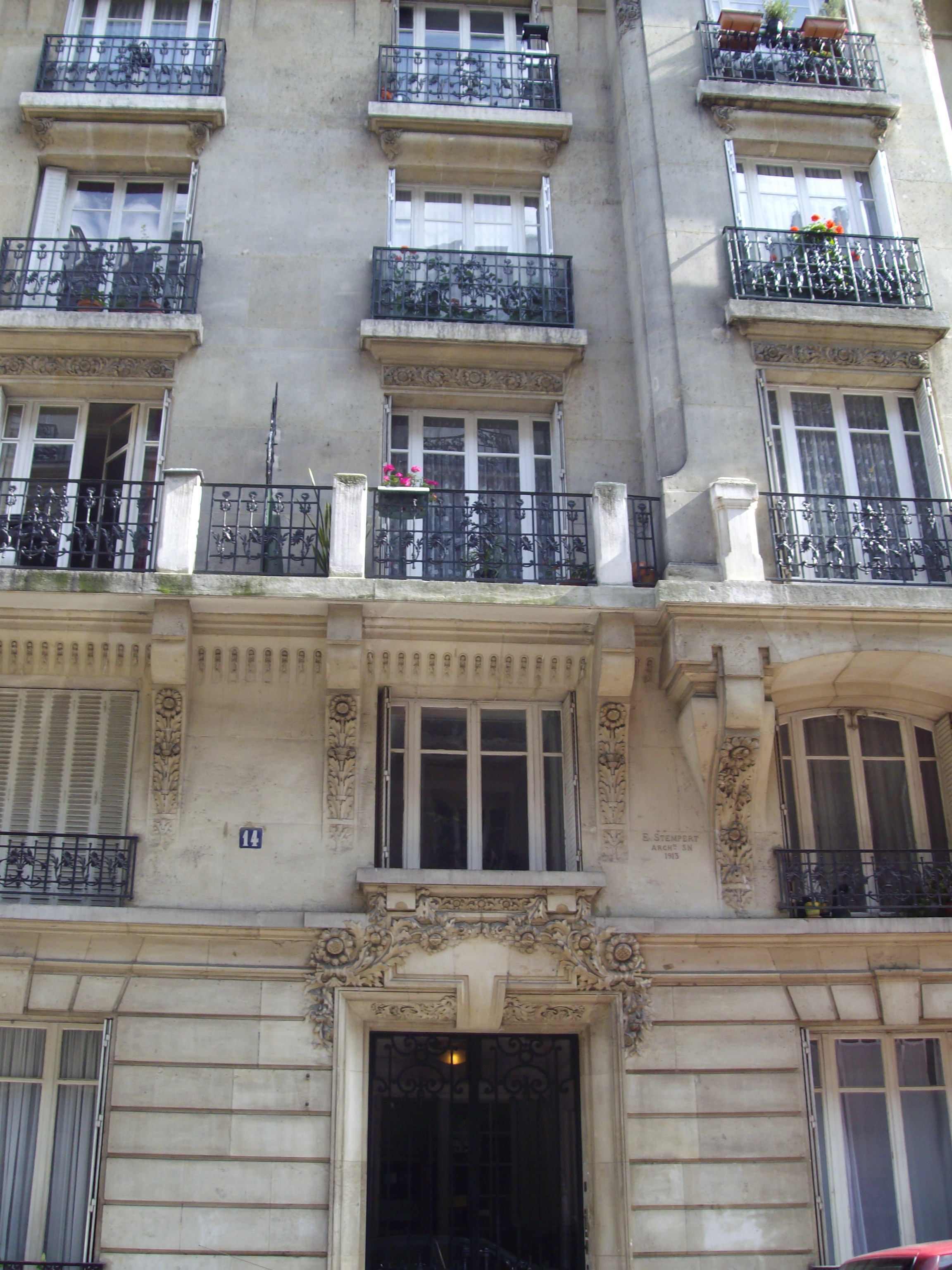 Photo1
